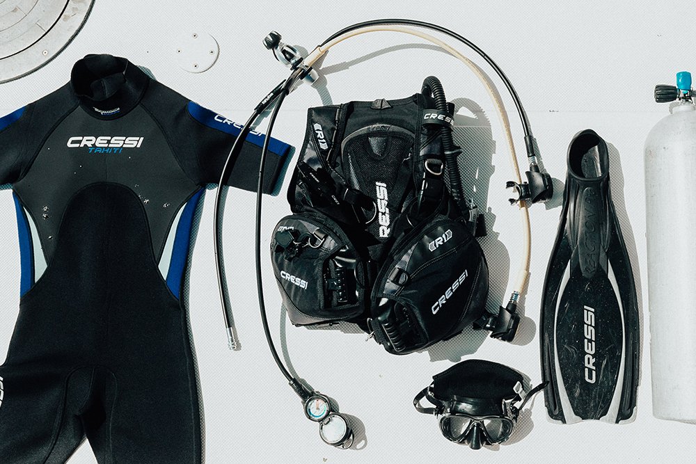 rust scuba gear