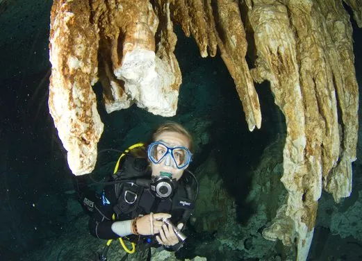 Phantom Divers