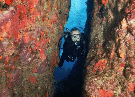 Taino Divers Diver